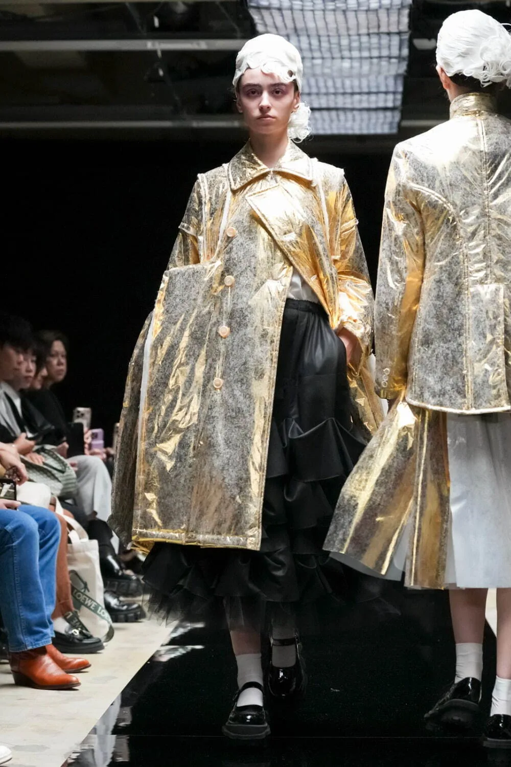 タオ 2025年秋冬 LOOK 32