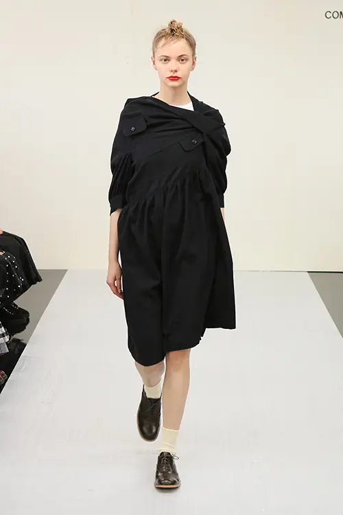 トリコ・コムデギャルソン 2015年秋冬 LOOK 15
