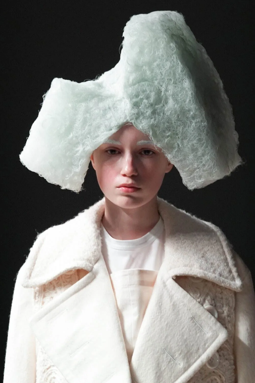 タオ 2024年秋冬 LOOK 13 / VIEW 2