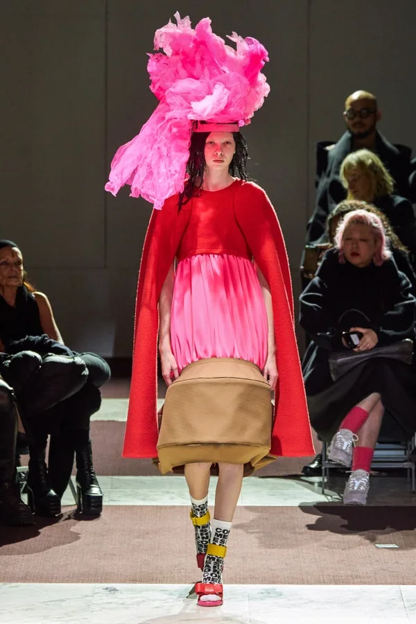 COMME des GARÇONS 2020 AWの同シーズン掲載写真。
