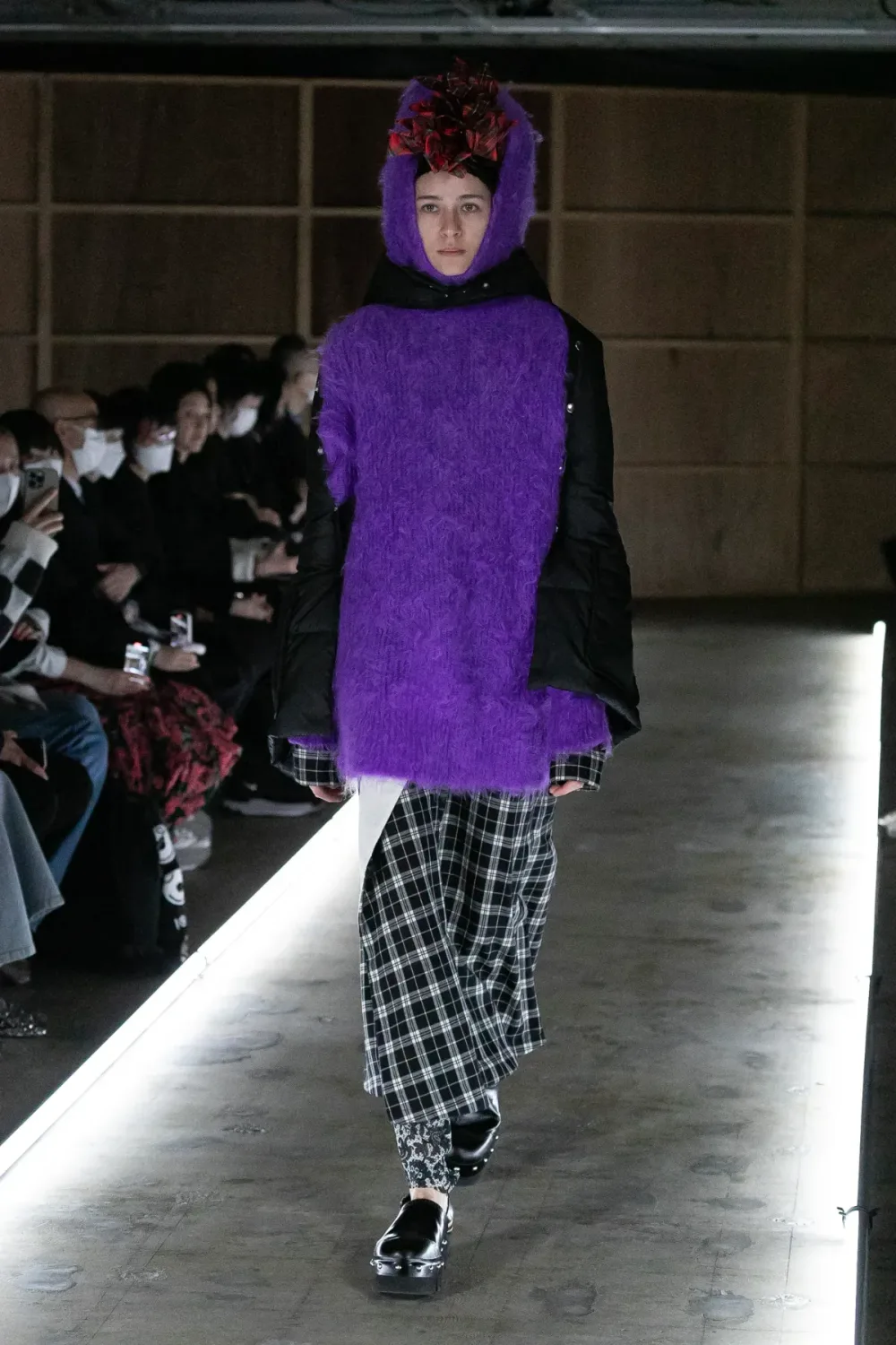 タオ 2023年秋冬 LOOK 30