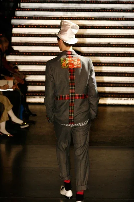 コムデギャルソンオムプリュス 2008秋冬 LOOK 5 / VIEW 3