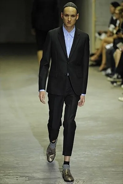 コムデギャルソンオムプリュス 2011春夏 LOOK 30