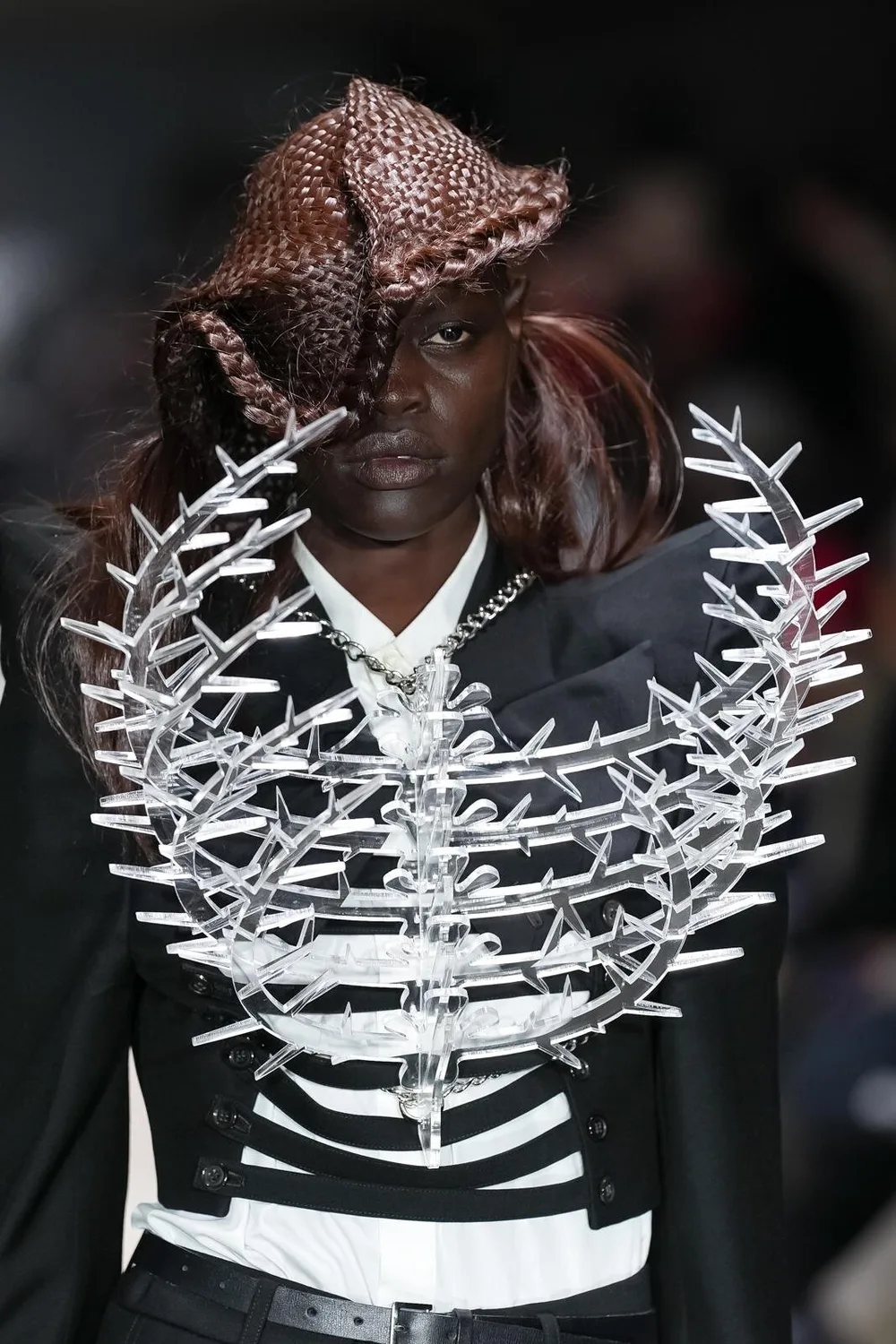 ノワールケイニノミヤ 2026年秋冬 LOOK 7 / VIEW 3