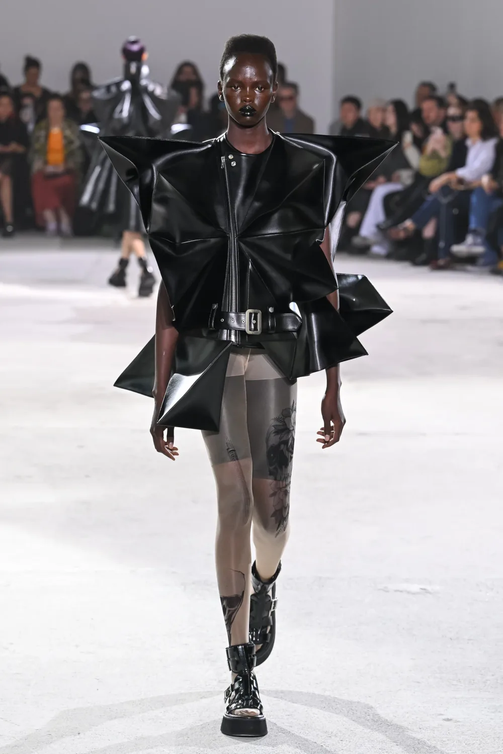 ジュンヤワタナベ 2024年春夏 LOOK 16