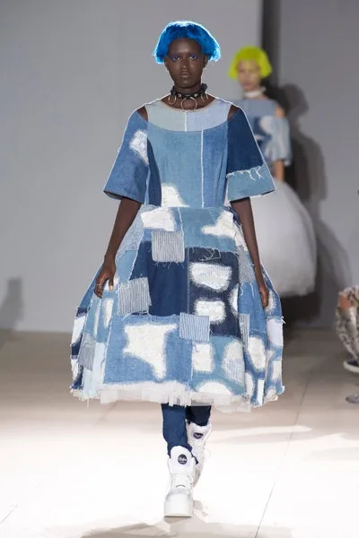 JUNYA WATANABE 2019 SSの同シーズン掲載写真。