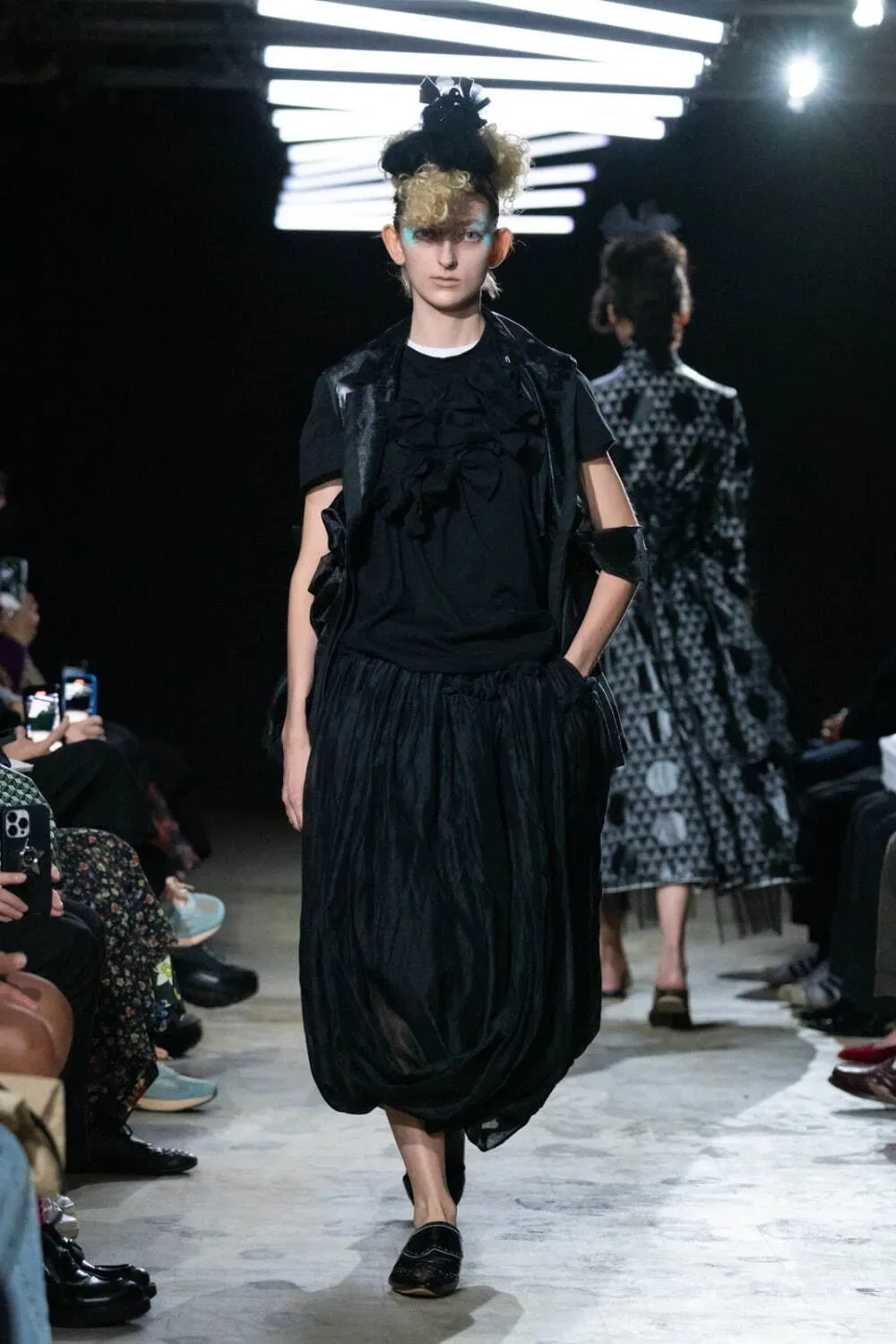 タオ 2023年春夏 LOOK 8