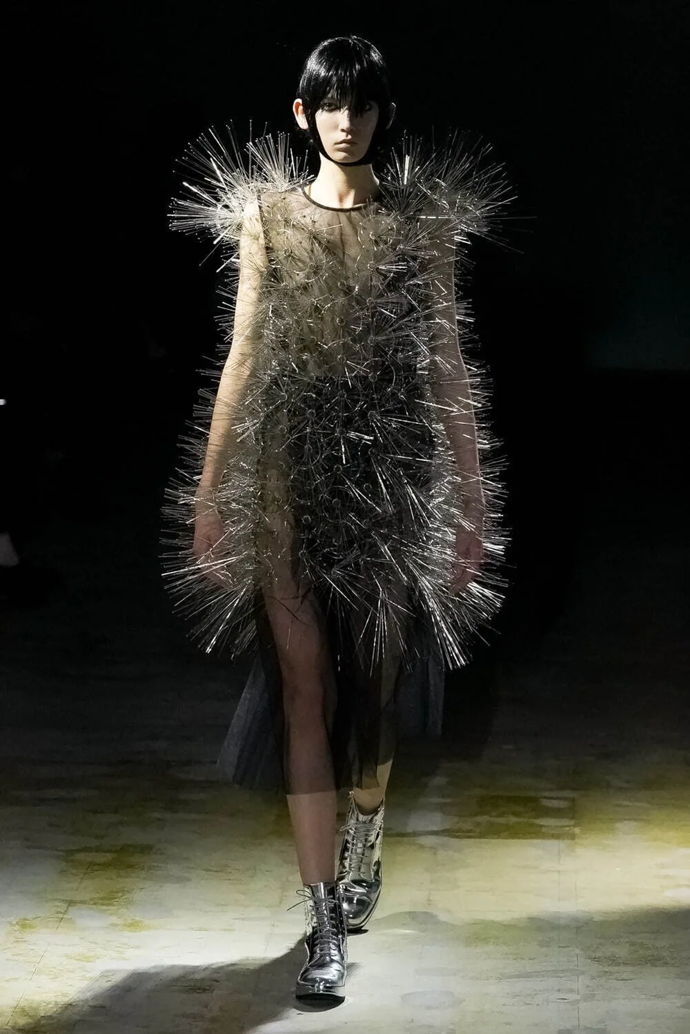 ノワールケイニノミヤ 2021年秋冬 LOOK 3