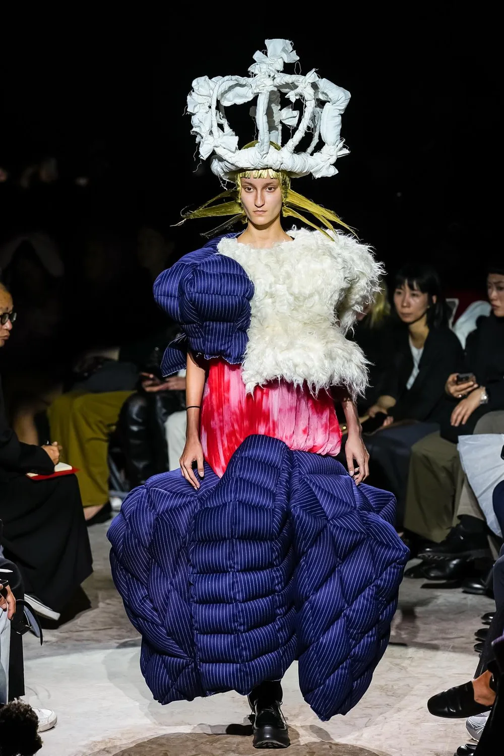 コムデギャルソン 2027年春夏 LOOK 19