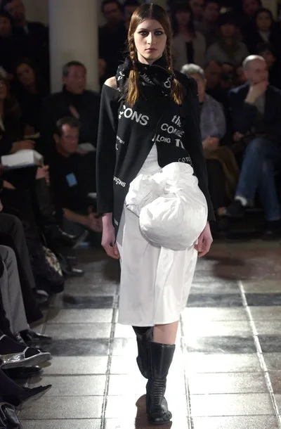 コムデギャルソン 2003秋冬 LOOK 29