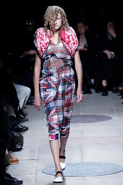 コムデギャルソン 2006春夏 LOOK 29