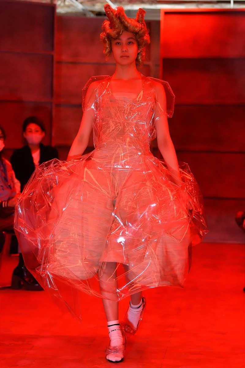 コムデギャルソン 2021春夏 LOOK 19