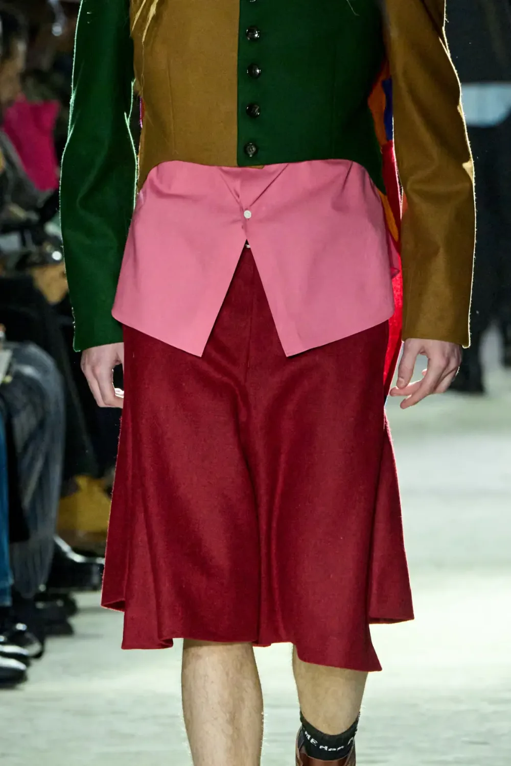 コムデギャルソンオムプリュス 2025年秋冬 LOOK 17 / VIEW 4
