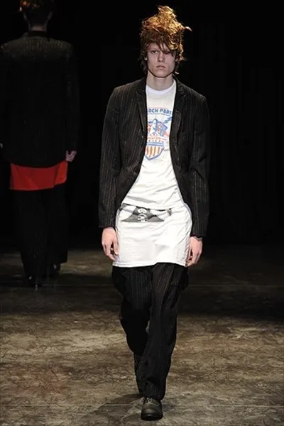 コムデギャルソンオムプリュス 2011秋冬 LOOK 10