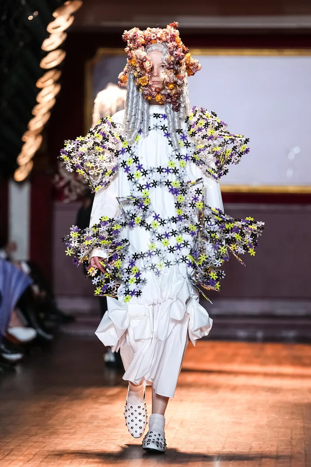 ノワールケイニノミヤ 2027年春夏 LOOK 28