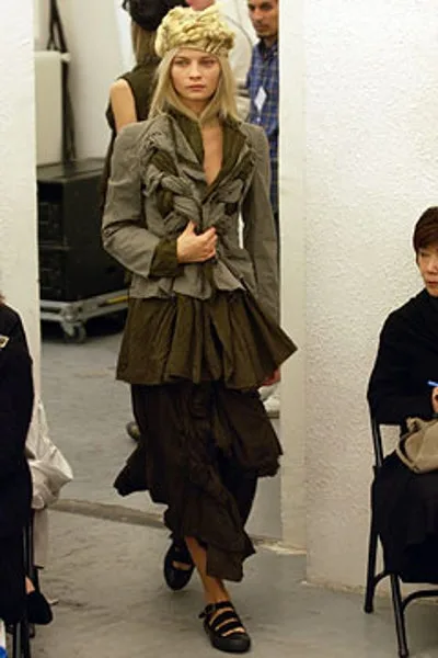 コムデギャルソン 2003春夏 LOOK 21