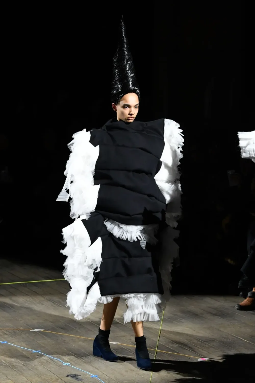 コムデギャルソン 2023年秋冬 LOOK 6