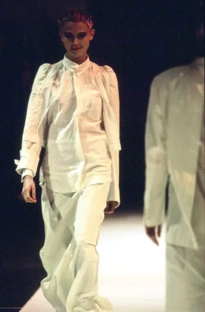 コムデギャルソン 1994春夏 LOOK 3