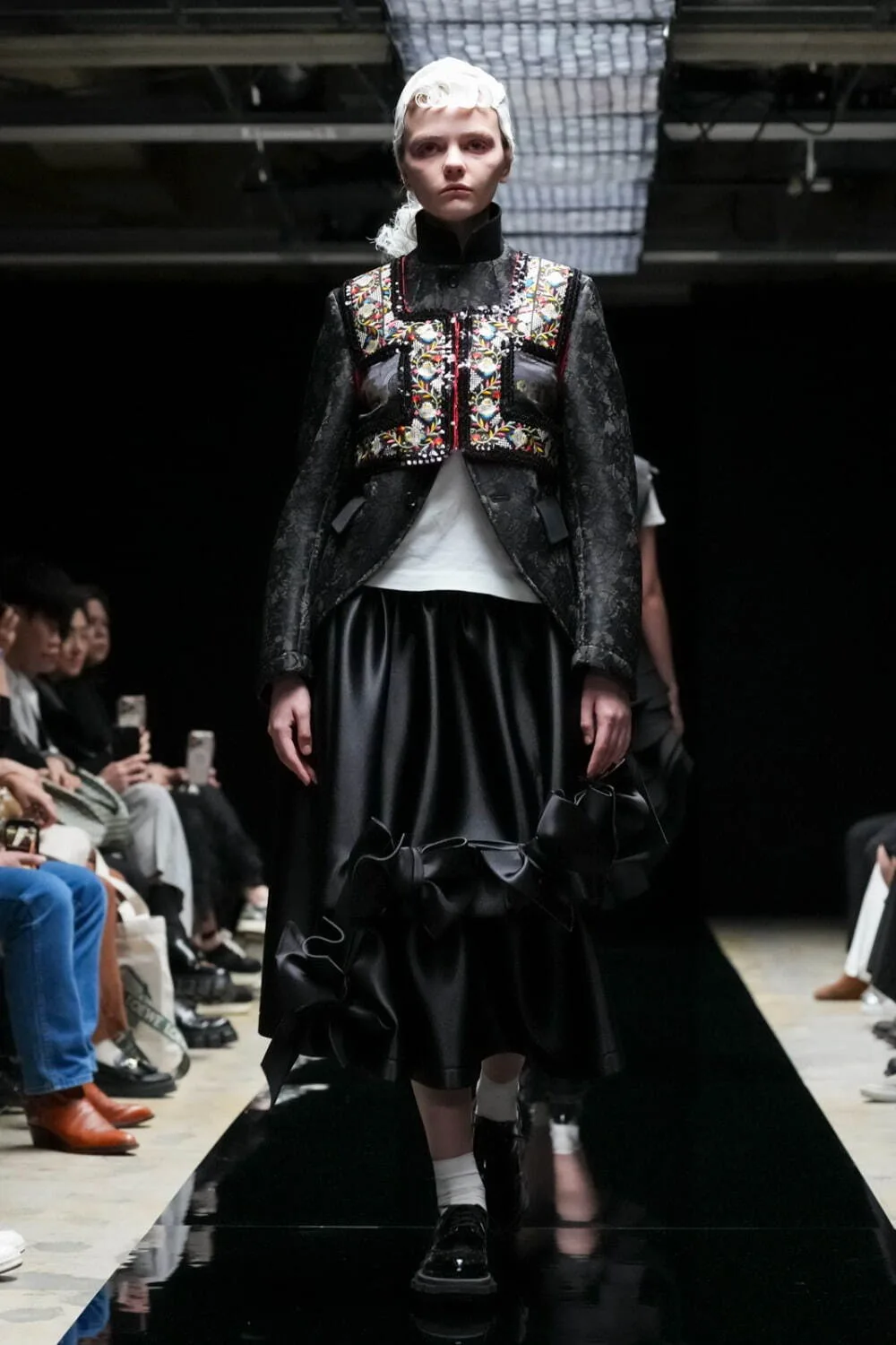 タオ 2025年秋冬 LOOK 7