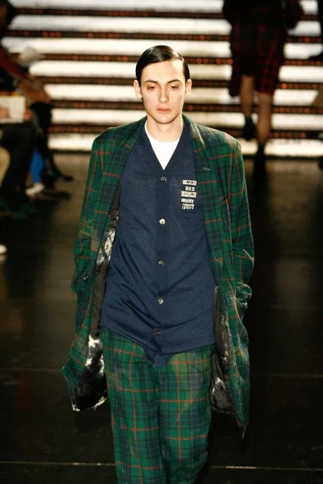 コムデギャルソンオムプリュス 2008秋冬 LOOK 22 / VIEW 2