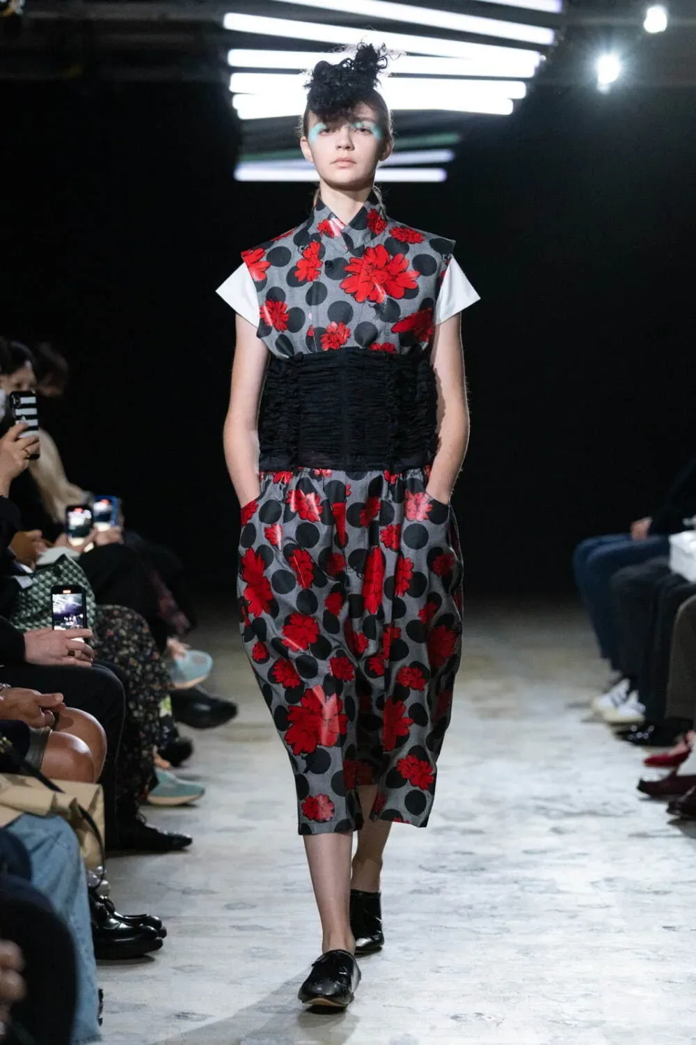 タオ 2023年春夏 LOOK 15