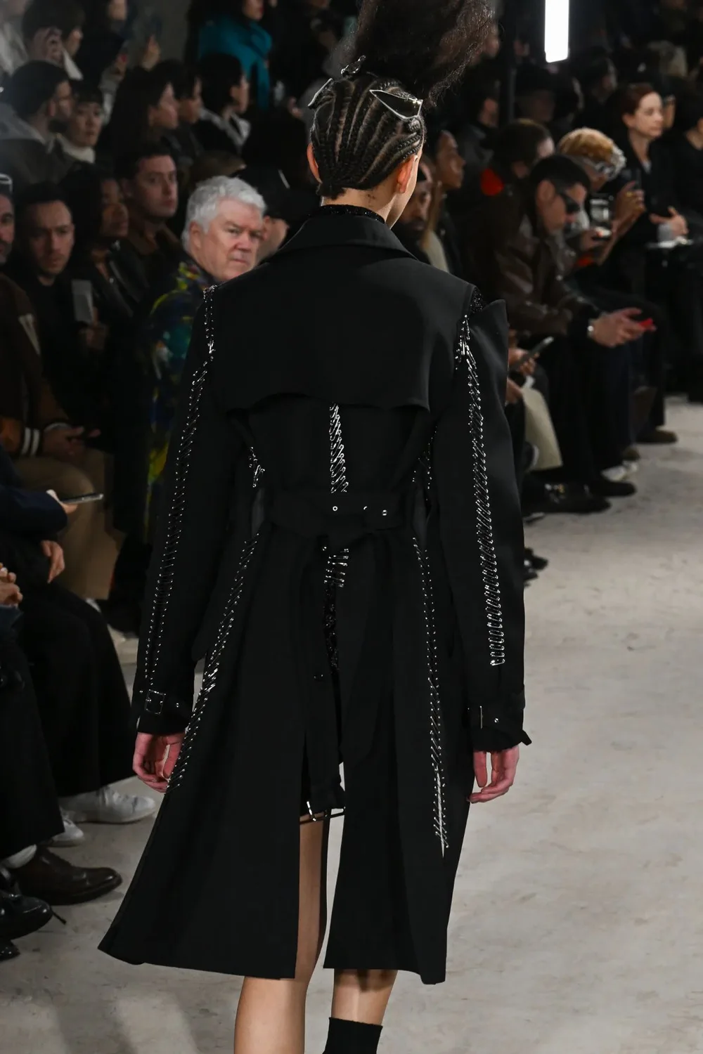 ノワールケイニノミヤ 2024年秋冬 LOOK 12 / VIEW 2
