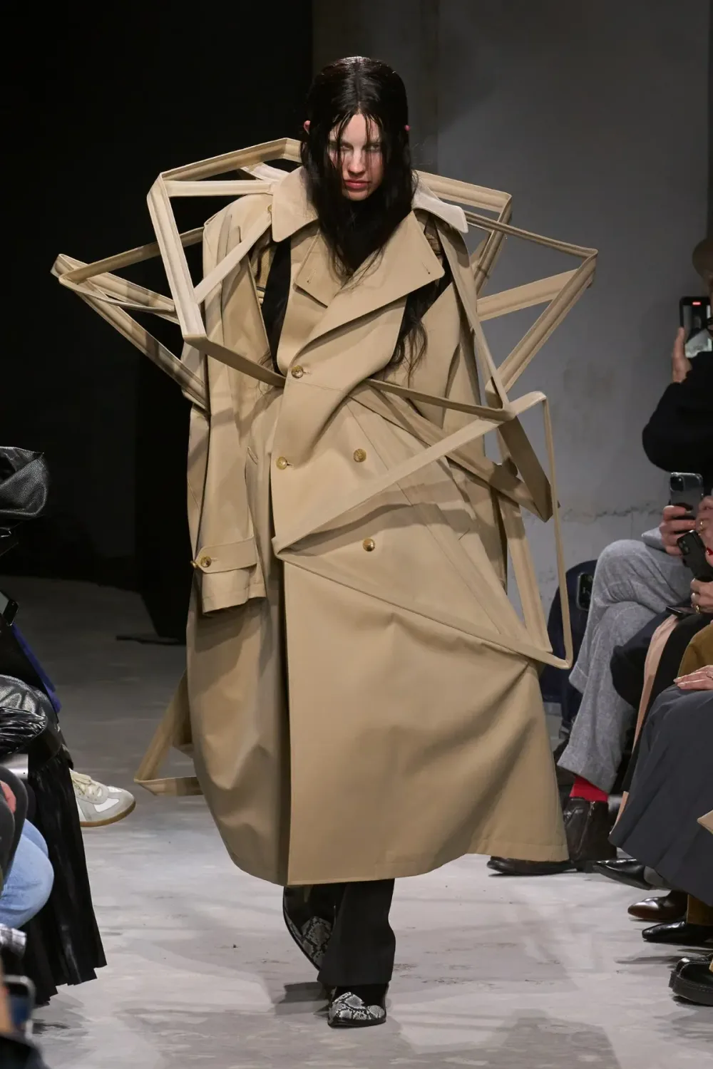 ジュンヤワタナベ 2025年秋冬 LOOK 15