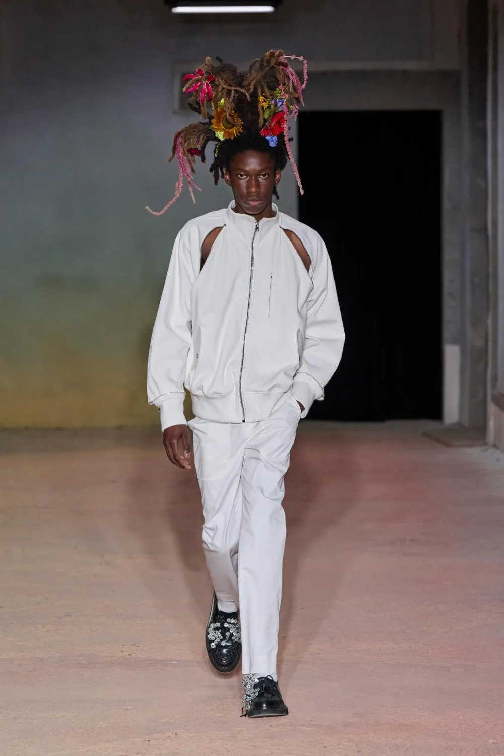 ディーエスエムケイニノミヤ 2027年春夏 LOOK 29