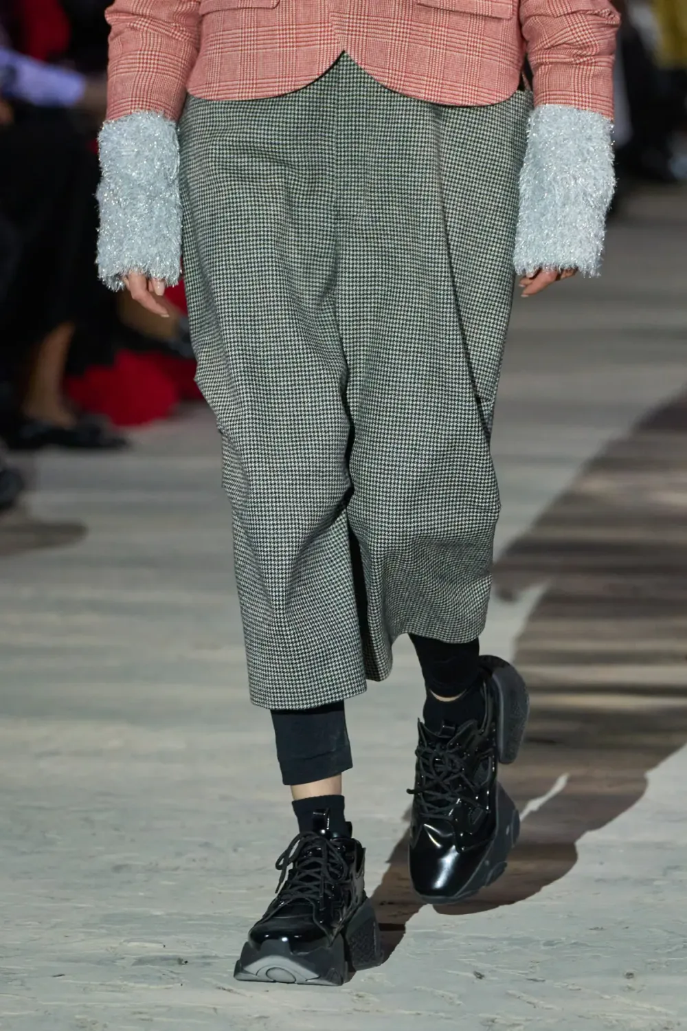 ノワールケイニノミヤ 2025年秋冬 LOOK 21 / VIEW 3