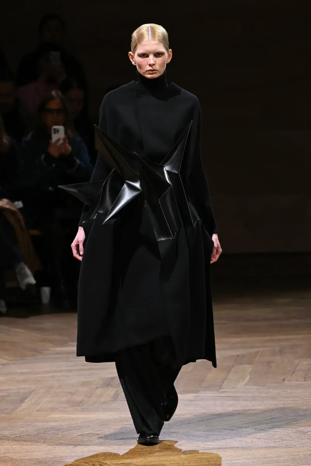 ジュンヤワタナベ 2024年秋冬 LOOK 8