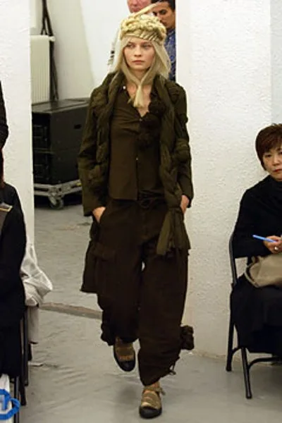 コムデギャルソン 2003春夏 LOOK 13