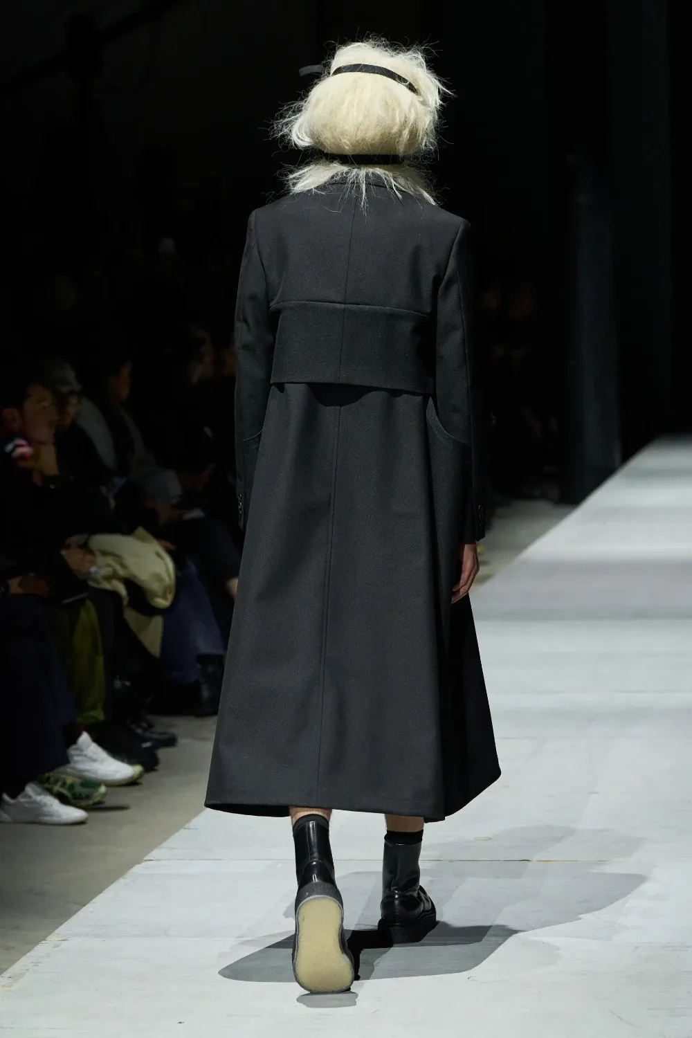 コムデギャルソンオムプリュス 2026年秋冬 LOOK 11 / VIEW 4