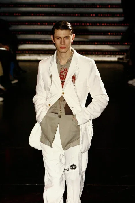 コムデギャルソンオムプリュス 2008秋冬 LOOK 38 / VIEW 2