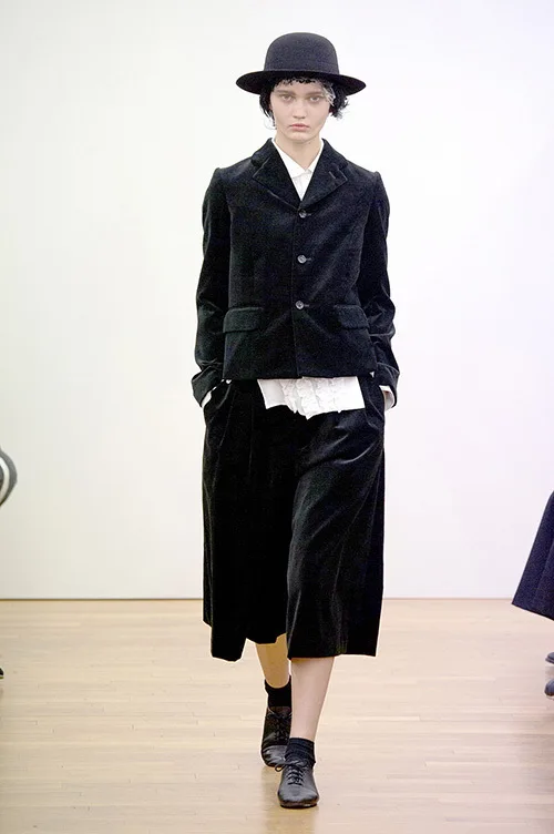 COMME des GARÇONS COMME des GARÇONS 2014年秋冬コレクション LOOK 1
