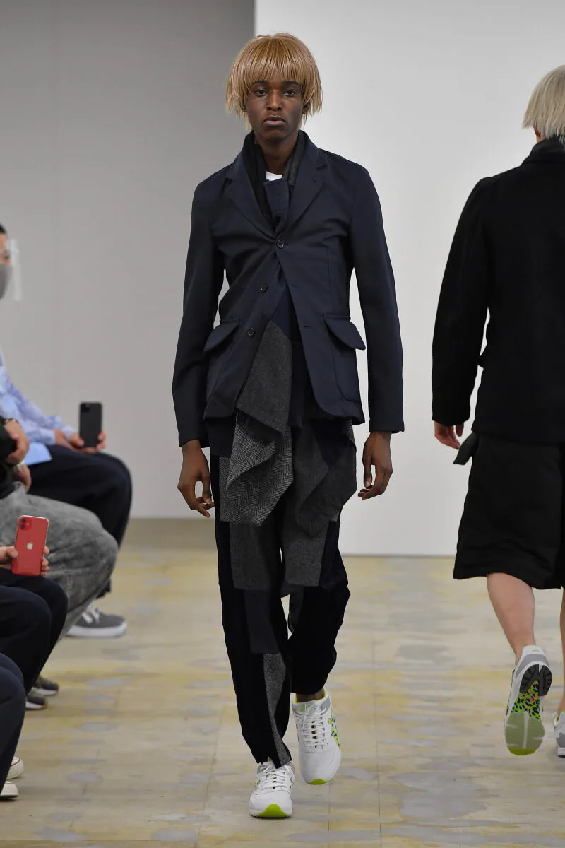 コムデギャルソンシャツ 2021年秋冬 LOOK 4