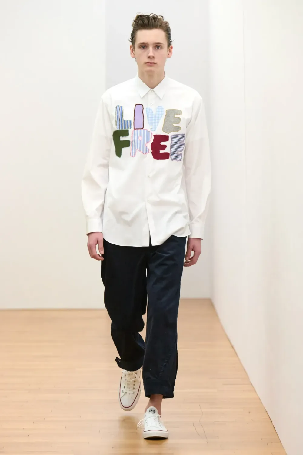 コムデギャルソンシャツ 2024年秋冬 LOOK 2
