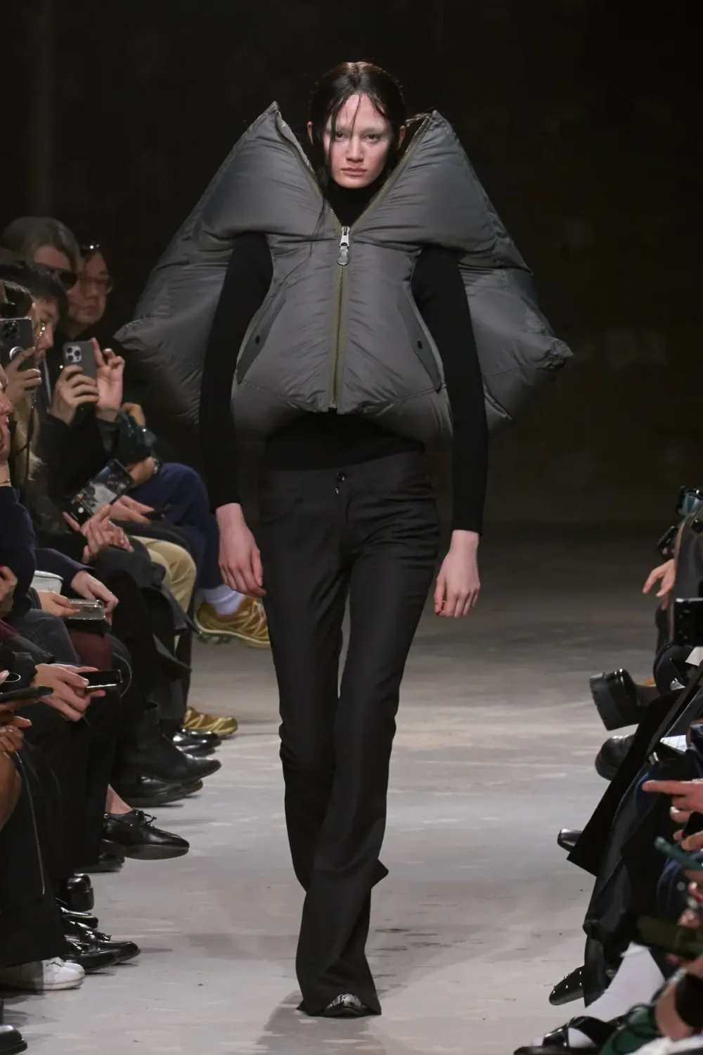 ジュンヤワタナベ 2025年秋冬 LOOK 24