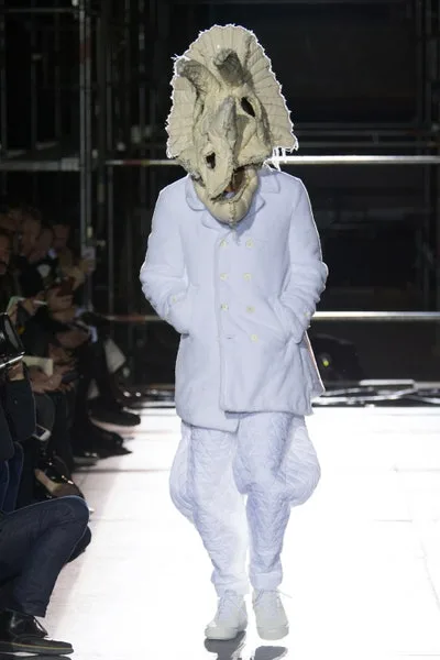 コムデギャルソンオムプリュス 2018秋冬 LOOK 30