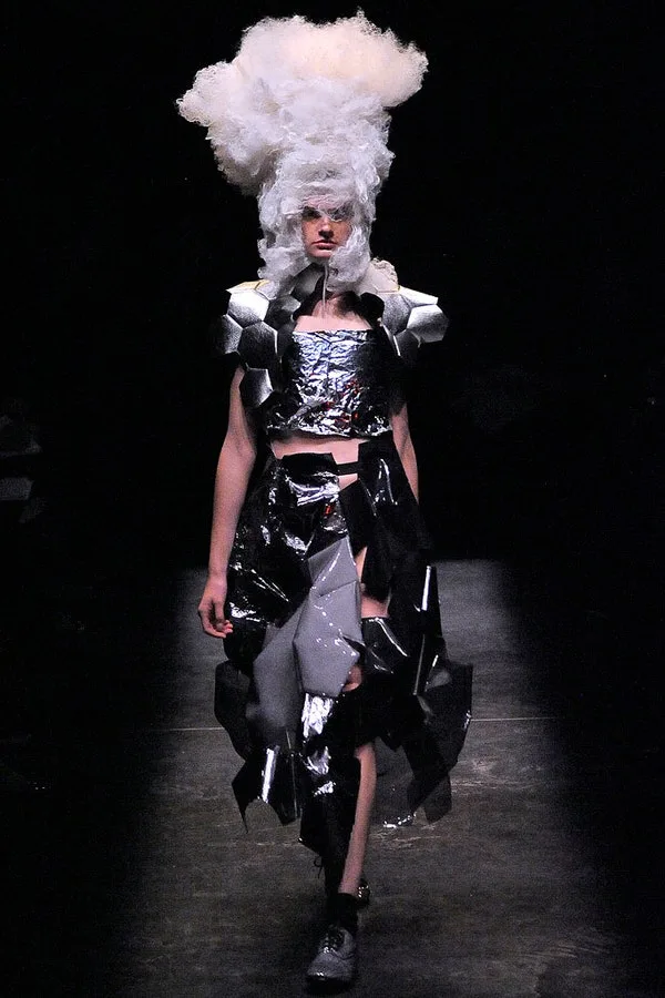 コムデギャルソン 2009春夏 LOOK 19