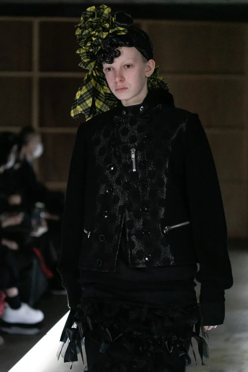 タオ 2023年秋冬 LOOK 12 / VIEW 2
