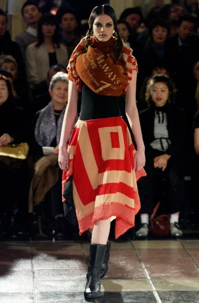 コムデギャルソン 2003秋冬 LOOK 24