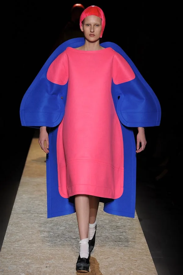 コムデギャルソン 2012秋冬 LOOK 27