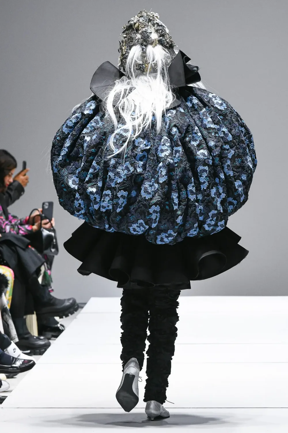 コムデギャルソン 2023年春夏 LOOK 13 / VIEW 3