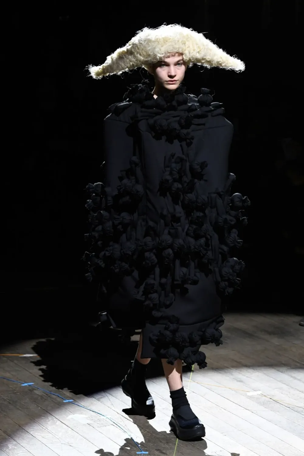 コムデギャルソン 2023年秋冬 LOOK 10