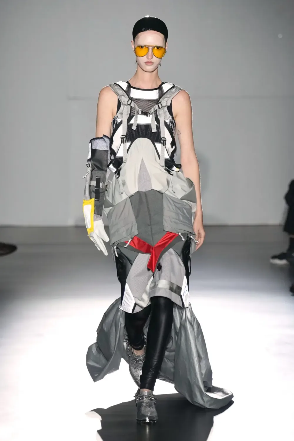 JUNYA WATANABE 2025 SSの同シーズン掲載写真。