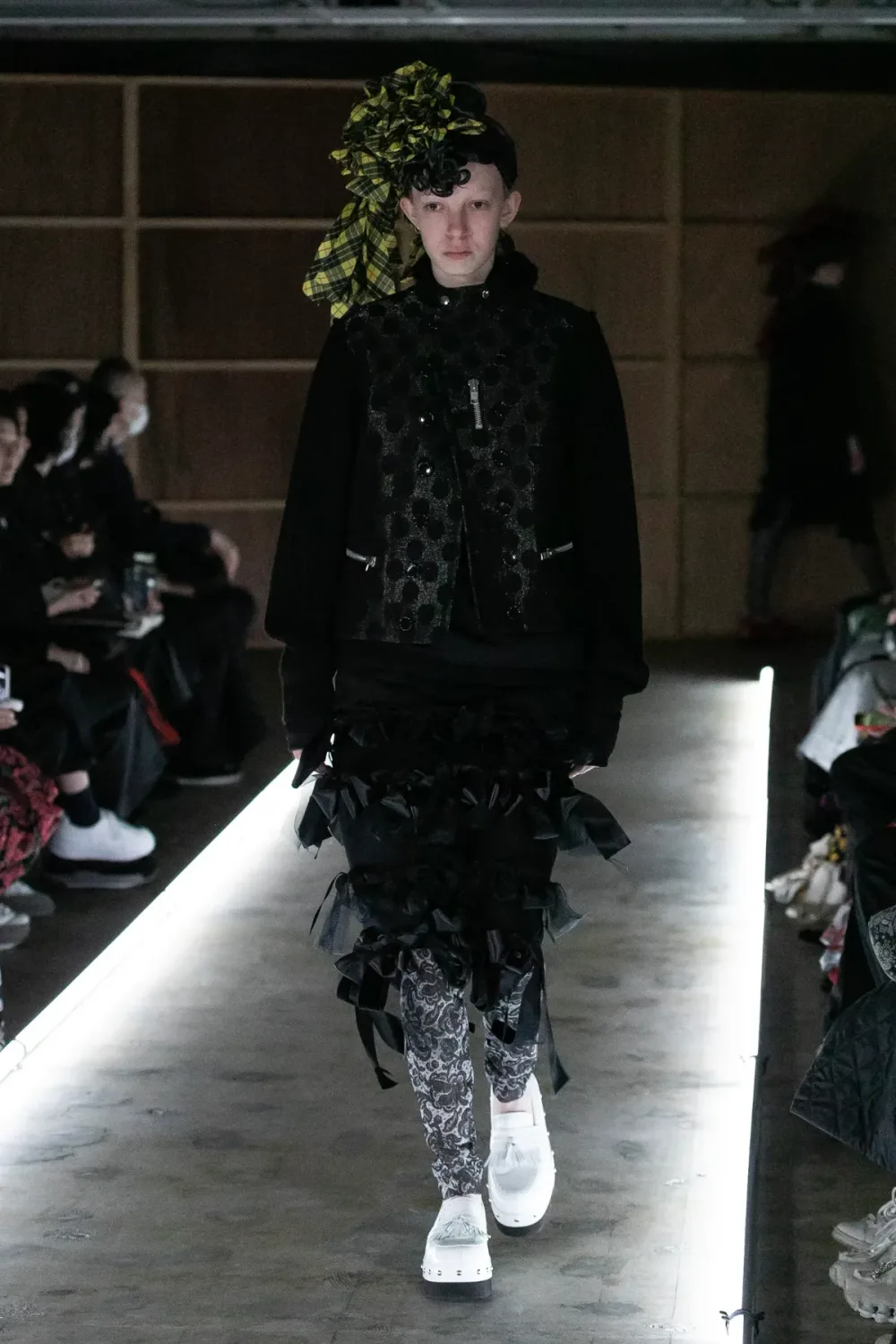タオ 2023年秋冬 LOOK 12