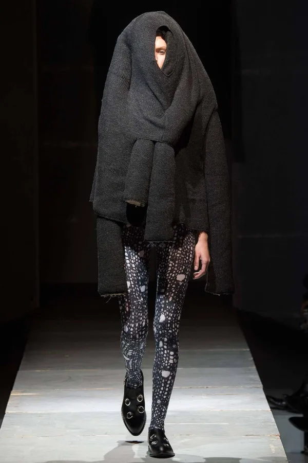 コムデギャルソン 2014秋冬 LOOK 4