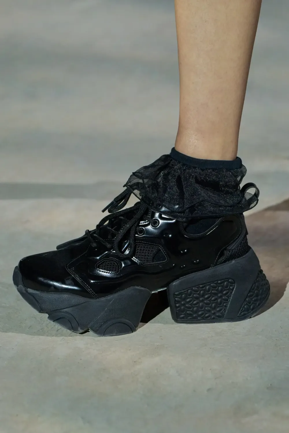 ノワールケイニノミヤ 2025年秋冬 LOOK 16 / VIEW 2