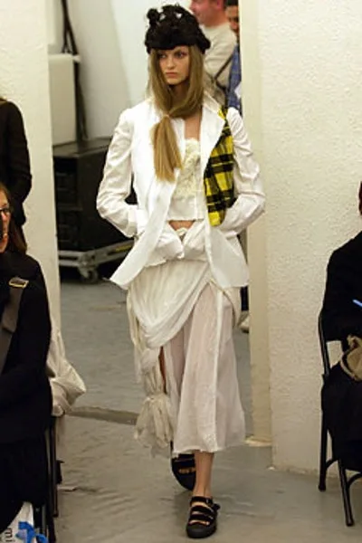 コムデギャルソン 2003春夏 LOOK 33