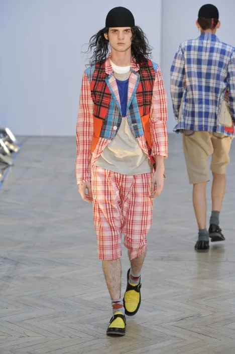 コムデギャルソンオムプリュス 2010春夏 LOOK 31